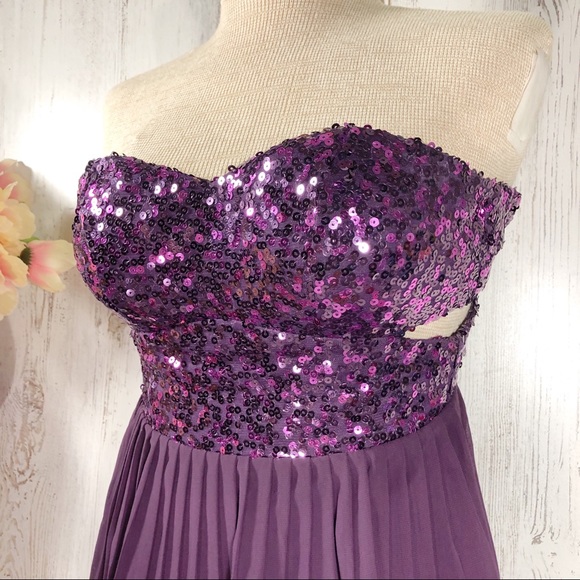 Speechless plum sequin strapless cutout top - Picture 2 of 8